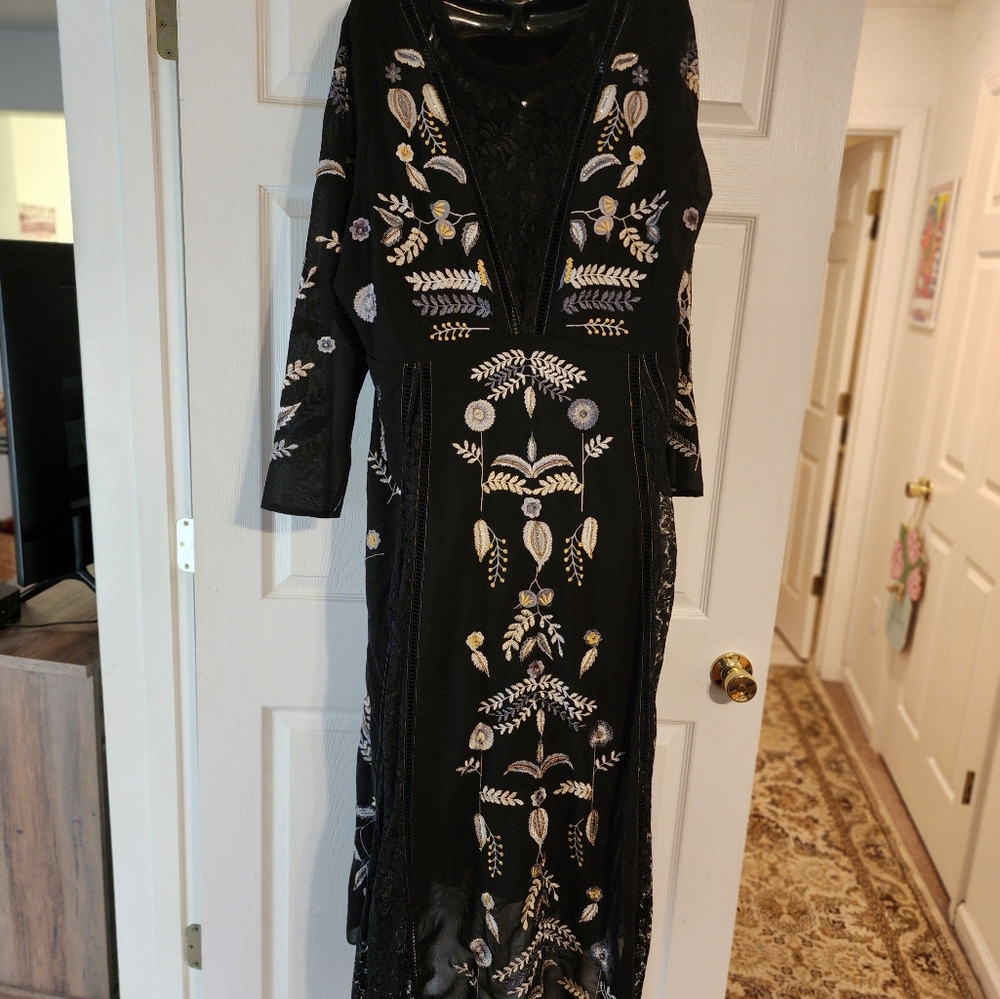JoAnna Hope Black Lace Evening Dress Embroidered Beaded India Made Size 20 US
